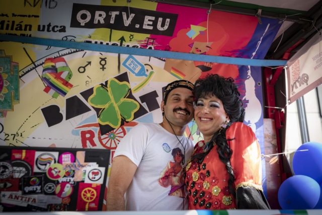 QRTV Baxtaroam - roma kamion a Budapest Pride-on 2019